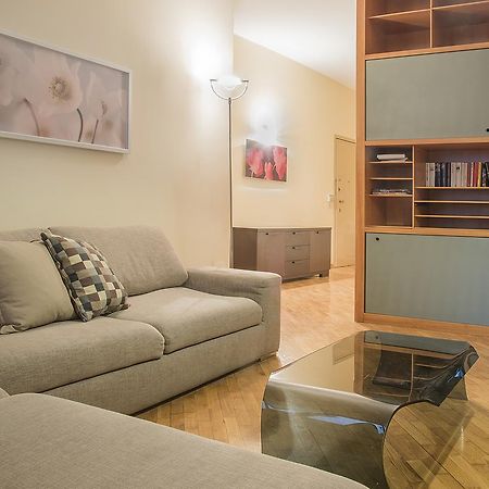 easyhomes - San Babila Corridoni Milán Exterior foto